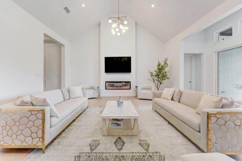 Homes For Sale - 1310 Timber Shores Drive<br/> Missouri City, TX 77459