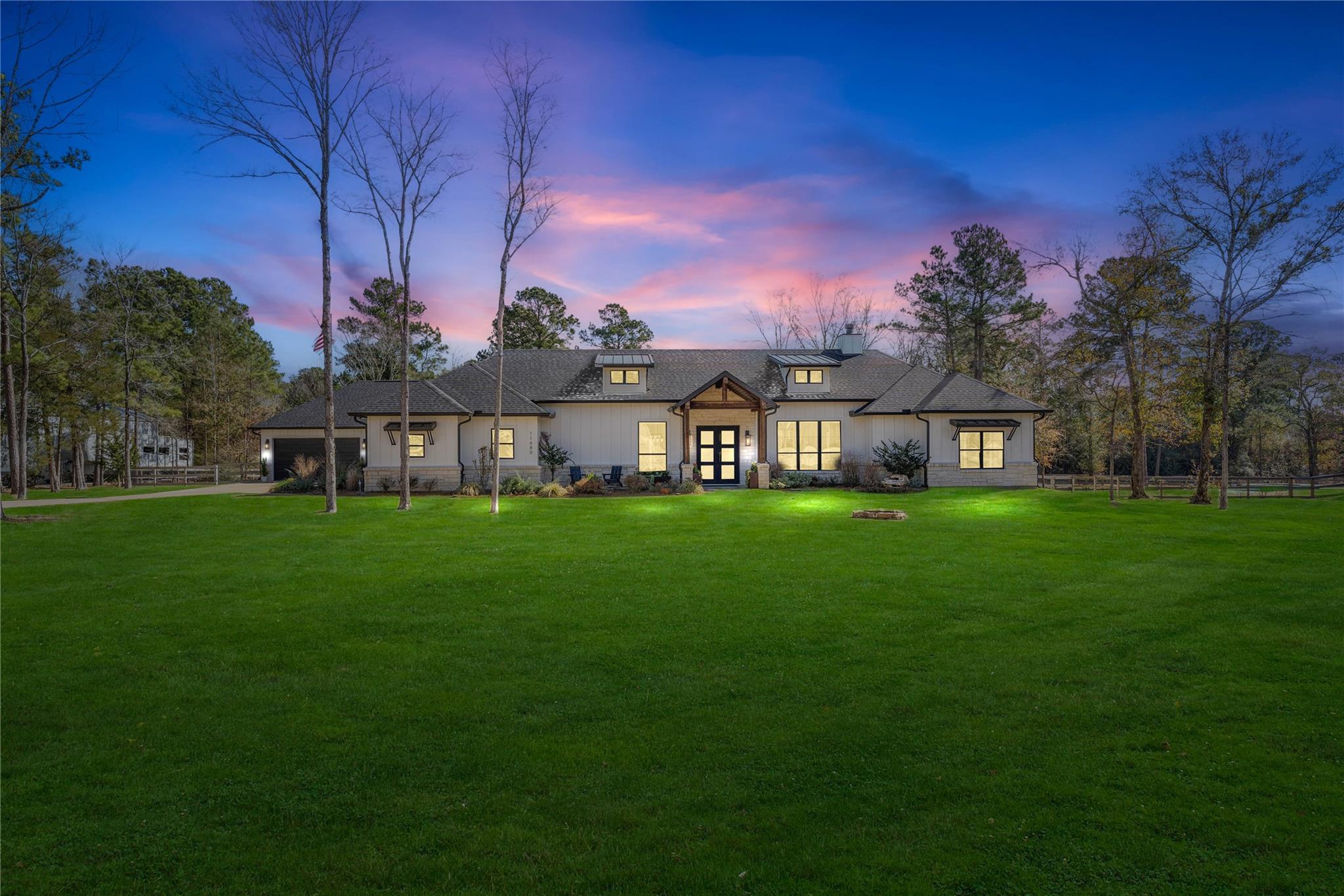 11680 E Peppertree Loop