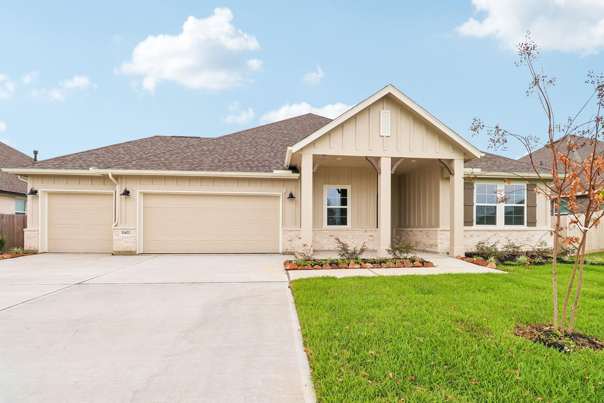 11402 Old Fashion Circle