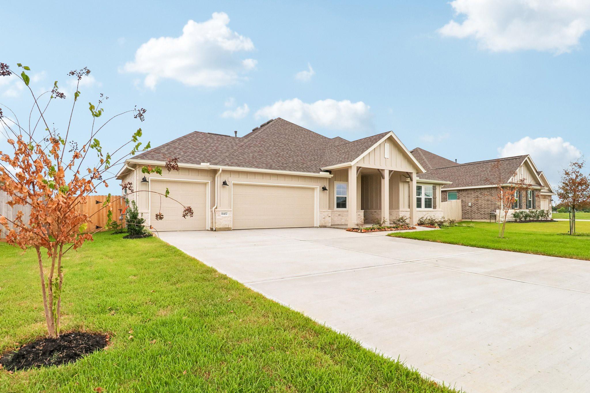11402 Old Fashion Circle