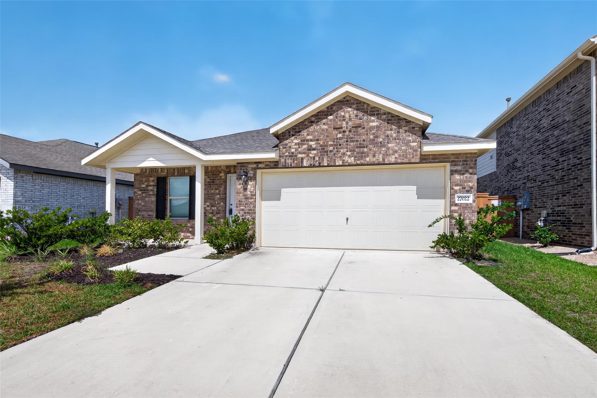 27022 Breakaway Lane