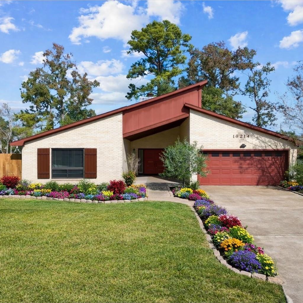 16214 Coral Bay Street