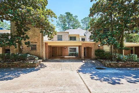 Photo of 201 Vanderpool Lane #113, Houston, TX 77024 (MLS # 2817030)