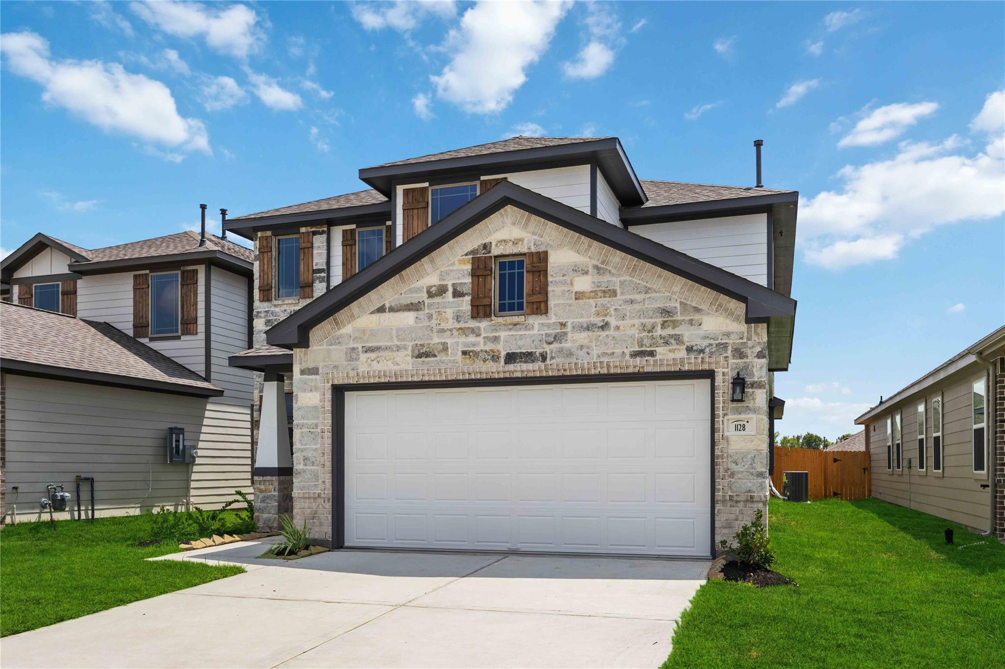 1128 Lilly Lane