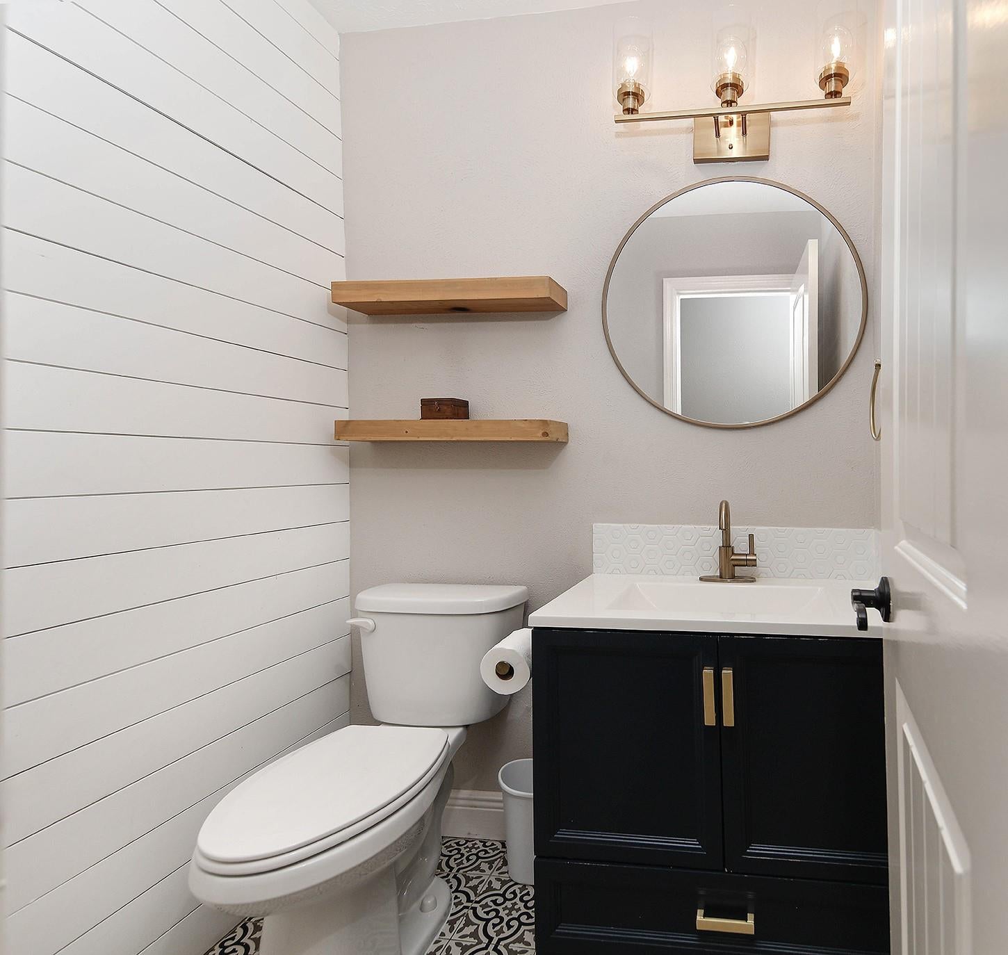 9 Silver Elm Place