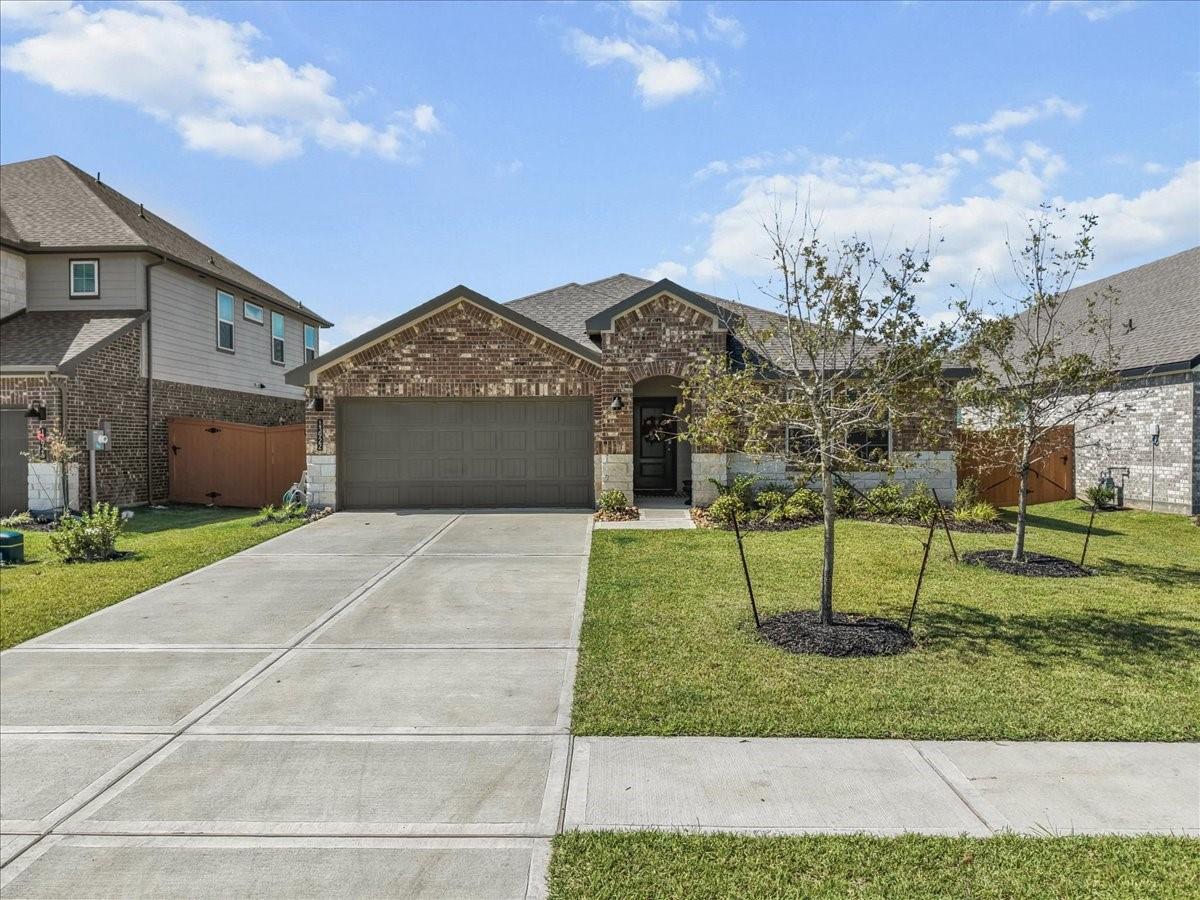 13922 Bay Crest