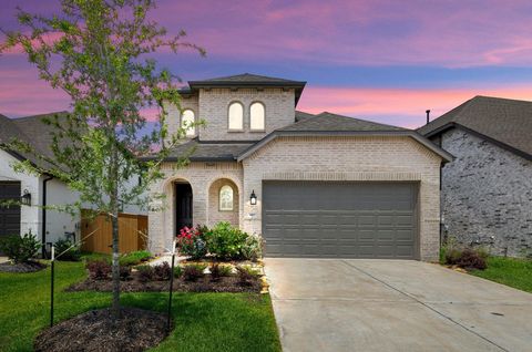 Photo of 997 Newport Creek Dr Dr, Katy, TX 77493 (MLS # 54383011)