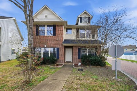 Photo of 11930 Longwood Garden Way, Houston, TX 77047 (MLS # 56759372)