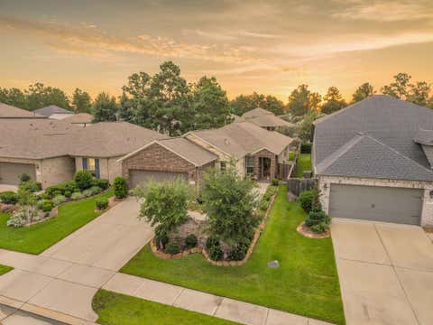 Photo of 118 Wild Wisteria Lane, Montgomery, TX 77316 (MLS # 26217931)