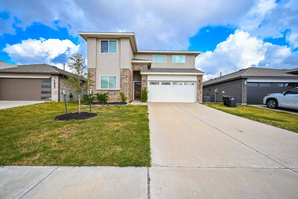 Photo of 19006 Derrington Manor Lane, Richmond, TX 77407 (MLS # 80122073)