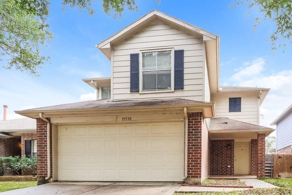 Photo of 19530 Sandy Bank Drive, Tomball, TX 77375 (MLS # 35210464)