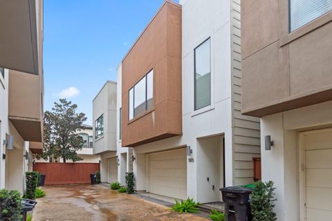 Photo of 1815 Radcliffe Street, Houston, TX 77007 (MLS # 77853461)