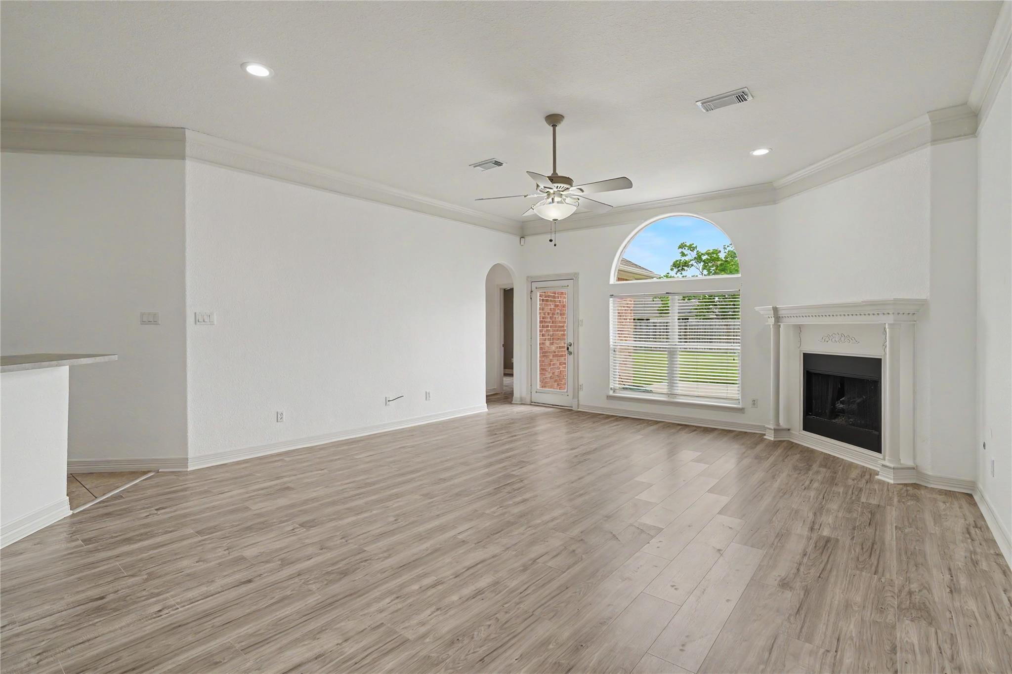 31 Prairie Knoll Drive