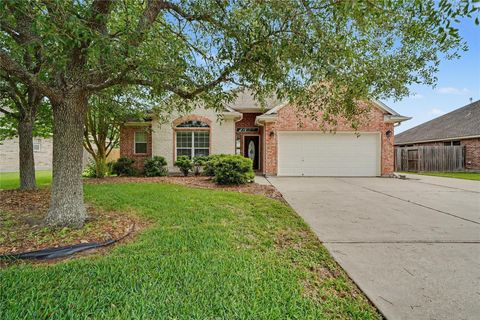 Photo of 31 Prairie Knoll Drive, Santa Fe, TX 77510 (MLS # 67000485)