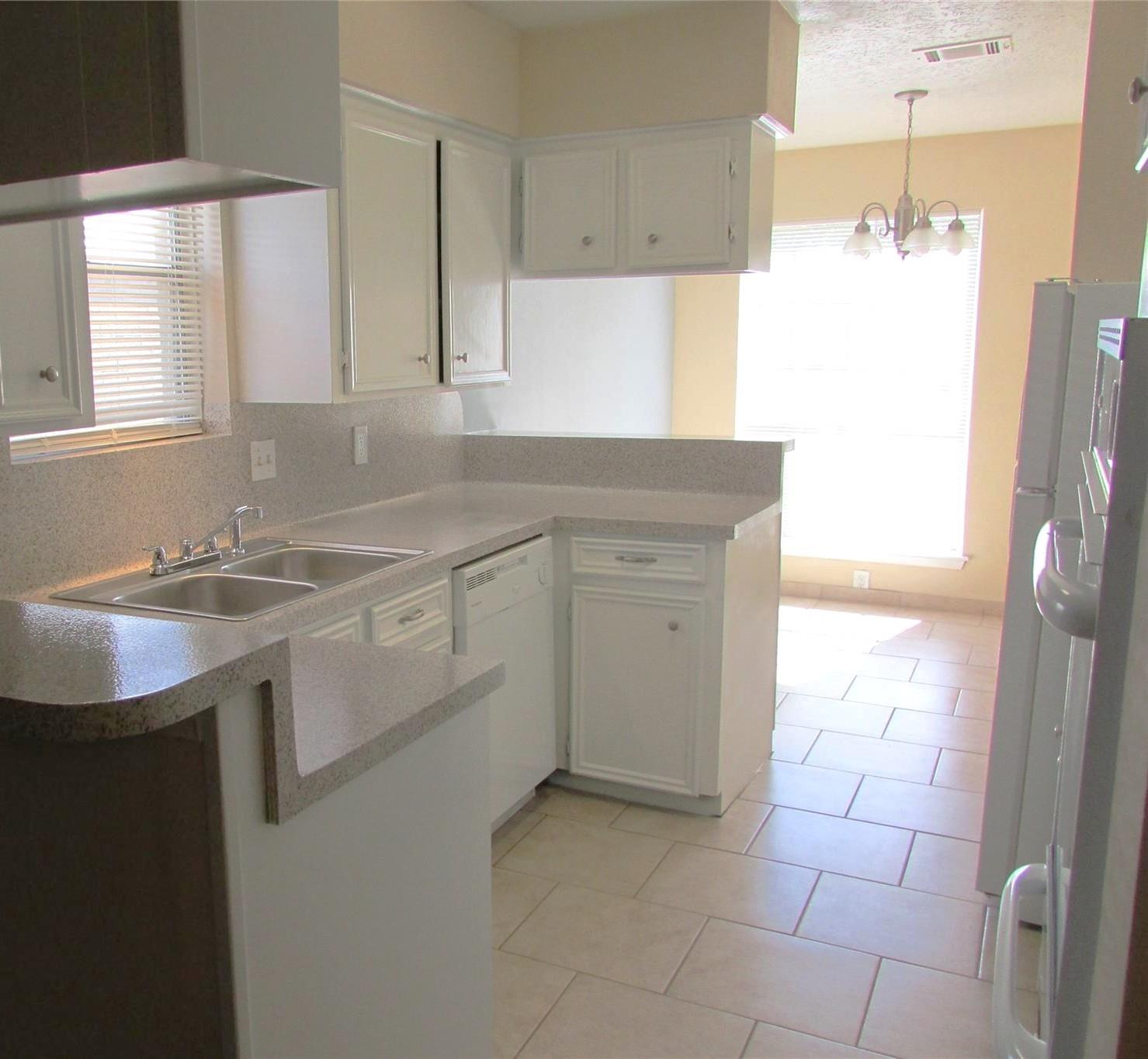 1611 Chippawa Lane