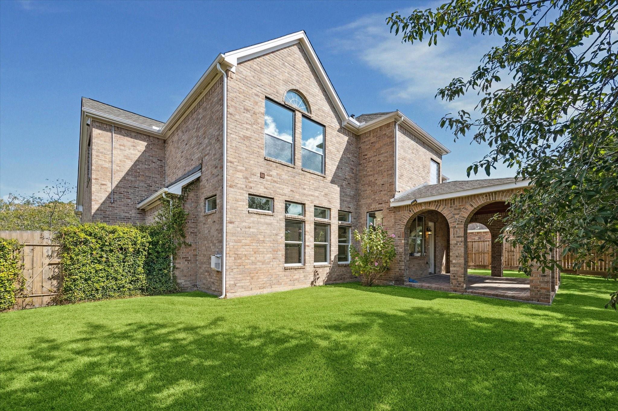 7211 Diamond Falls Lane