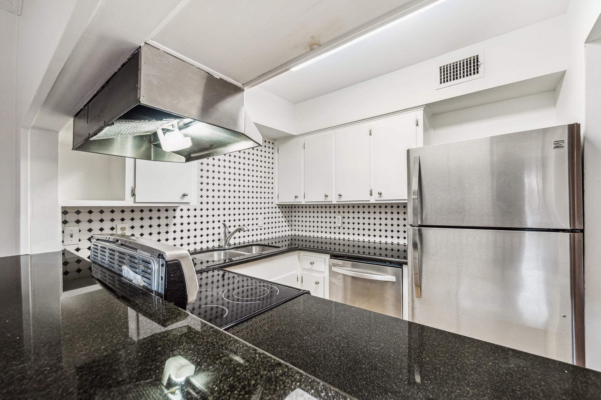 3922 W Alabama Street 1