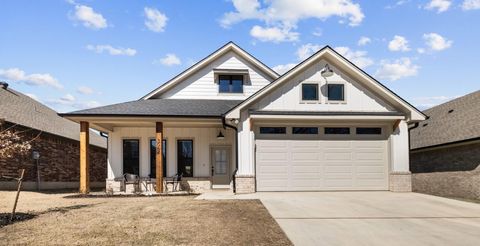Photo of 3067 Royal Garden Road, Tyler, TX 75701 (MLS # 16215870)