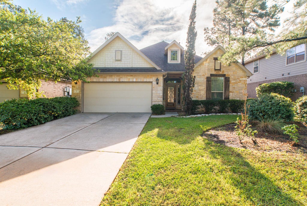 Photo of 7 E Deer River Circle, The Woodlands, TX 77389 (MLS # 25266370)