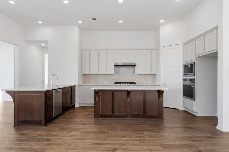 6430 Mahogany Branch Trail