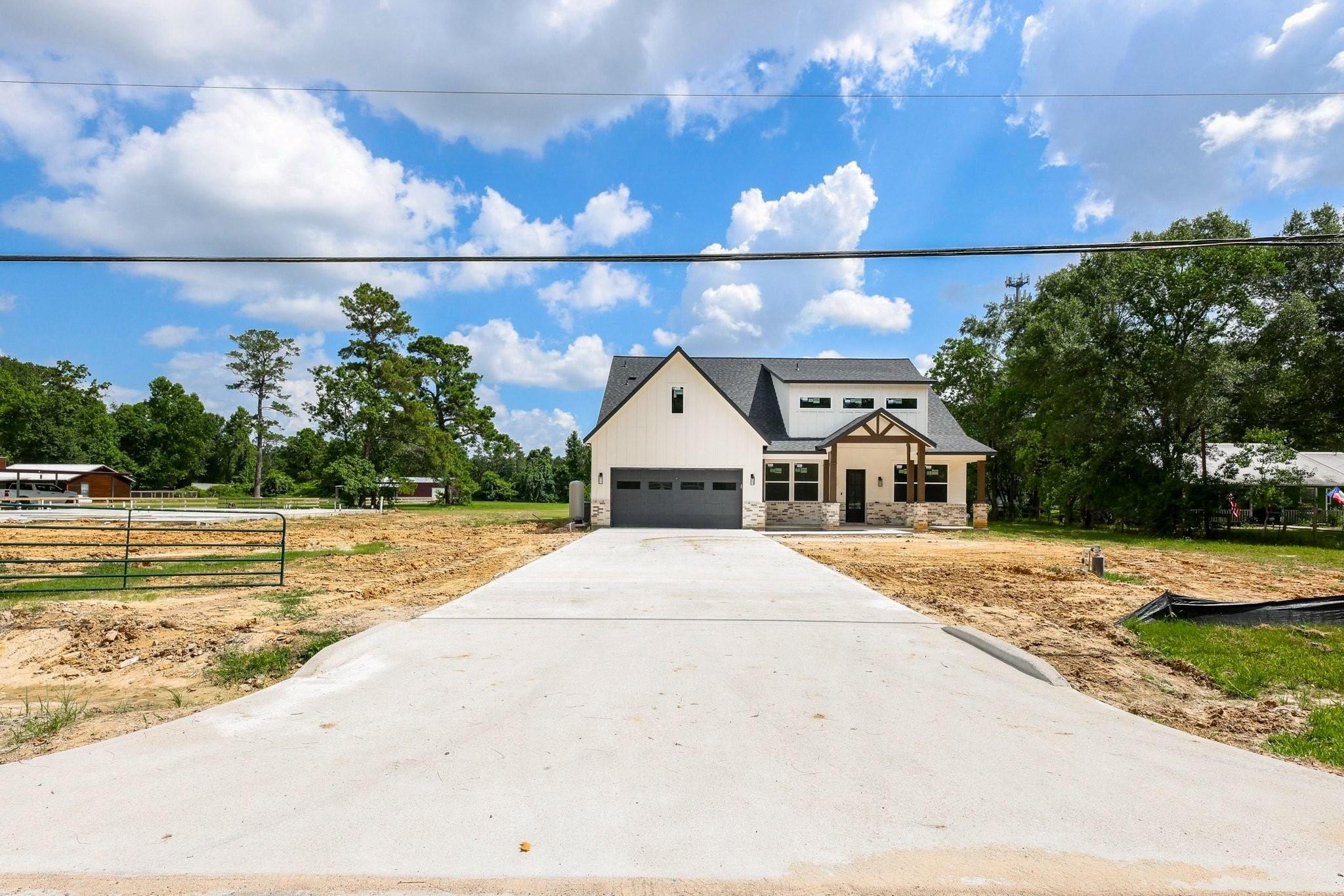 8806 Dogwood Dr