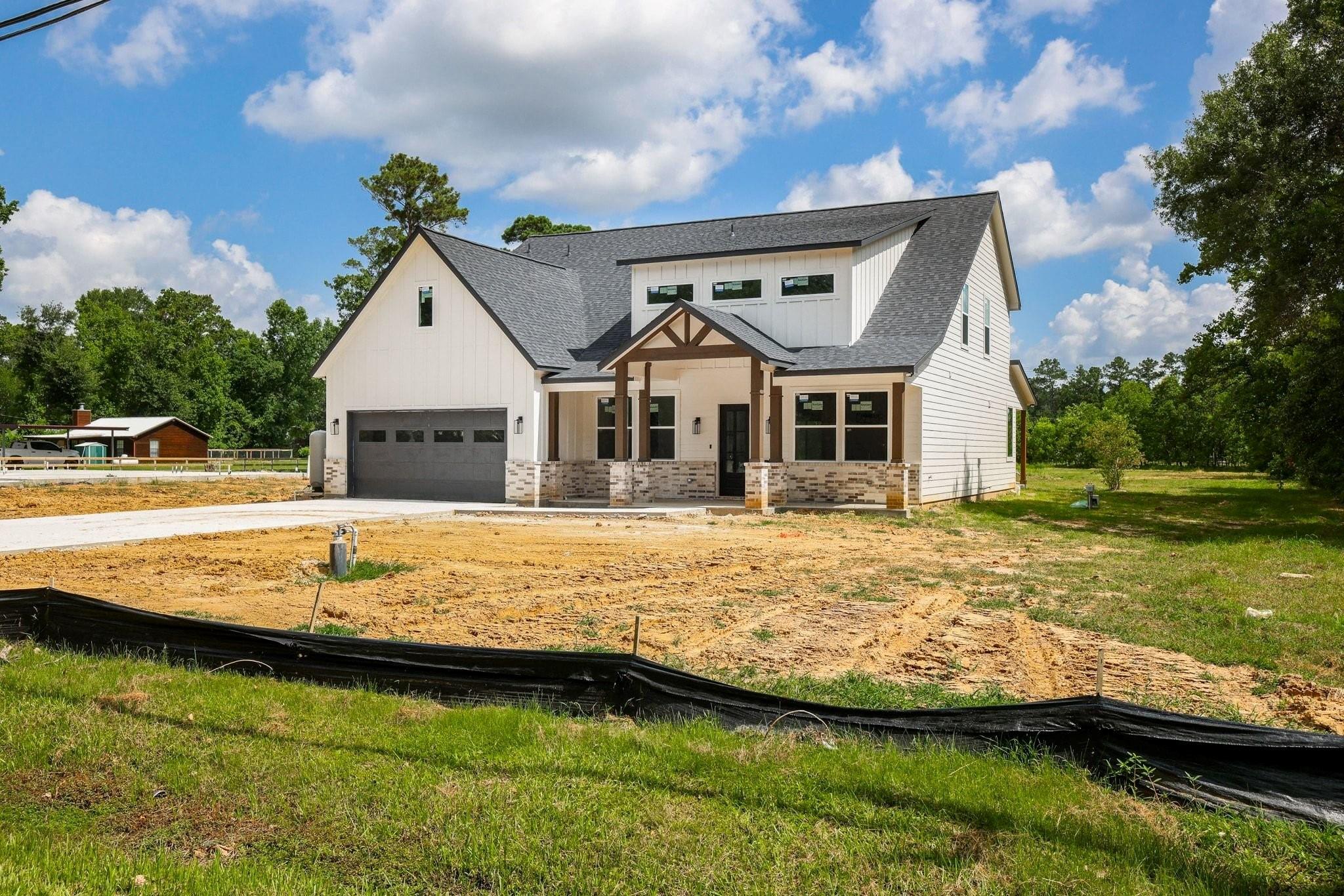8806 Dogwood Dr