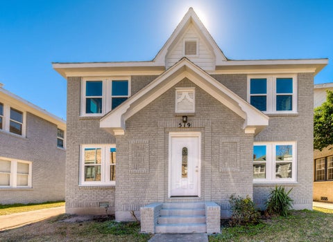 Photo of 519 W Clay Street #2, Houston, TX 77019 (MLS # 38111175)