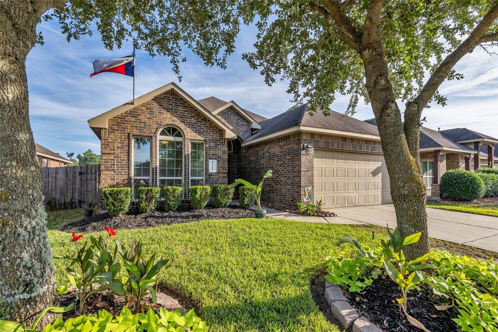 Photo of 19219 Silver Dapple Drive, Porter, TX 77365 (MLS # 97590200)