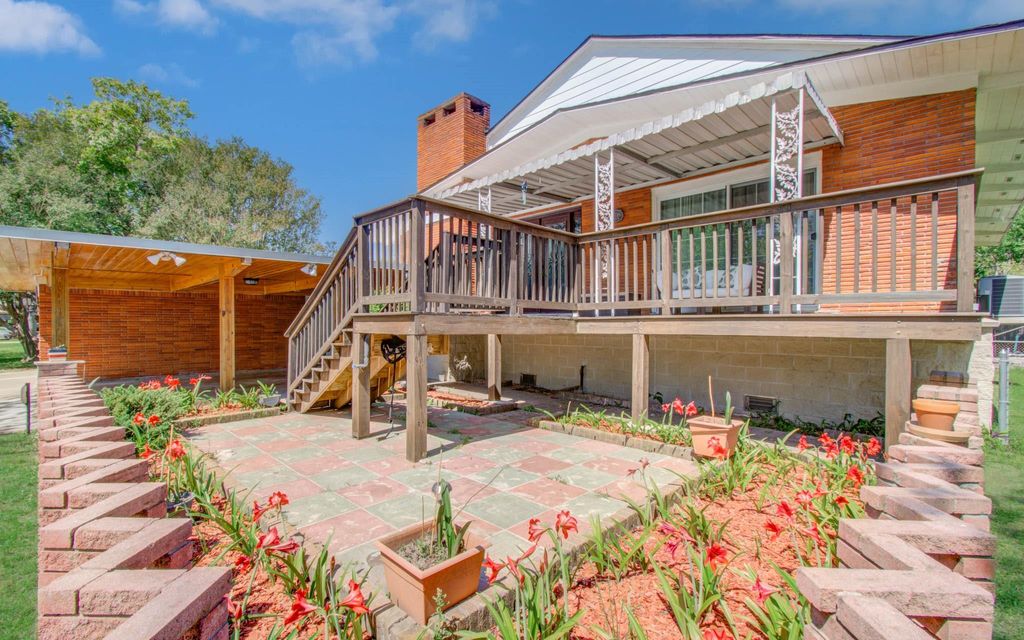 Photo of 15708 Acapulco Drive, Jersey Village, TX 77040 (MLS # 97808503)