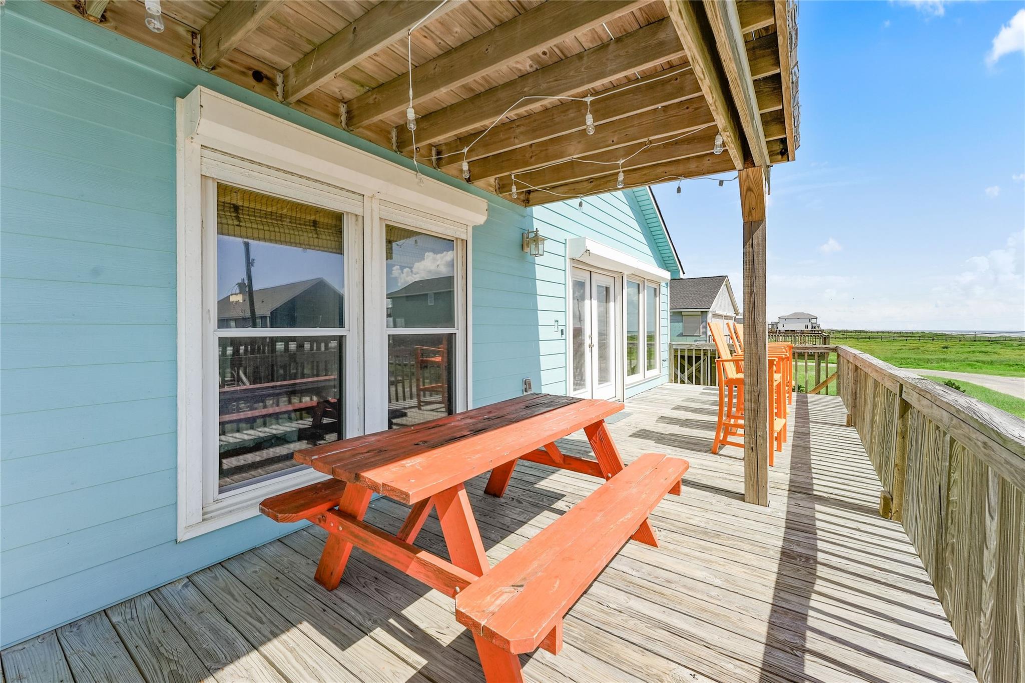 4826 Bluewater Drive