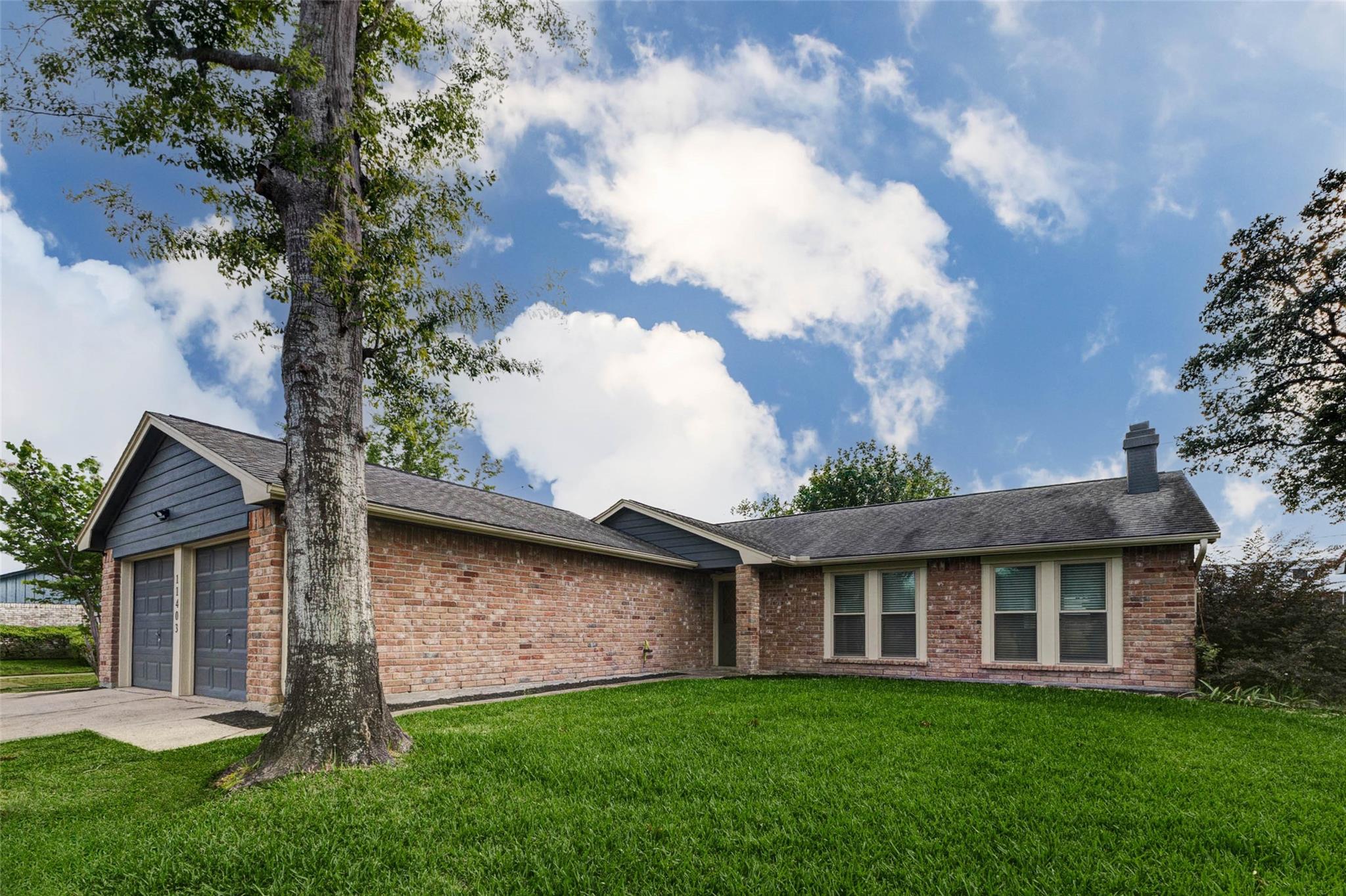 11403 Bonaparte Drive