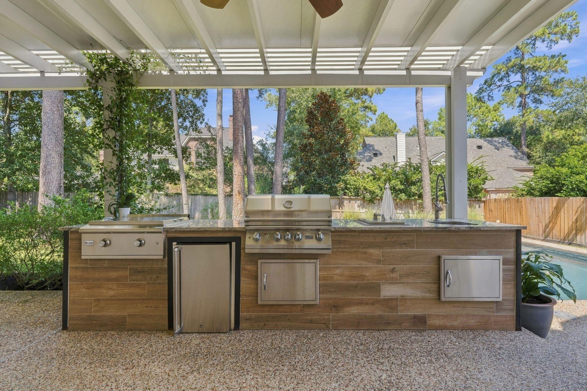 22 Hillside View Place