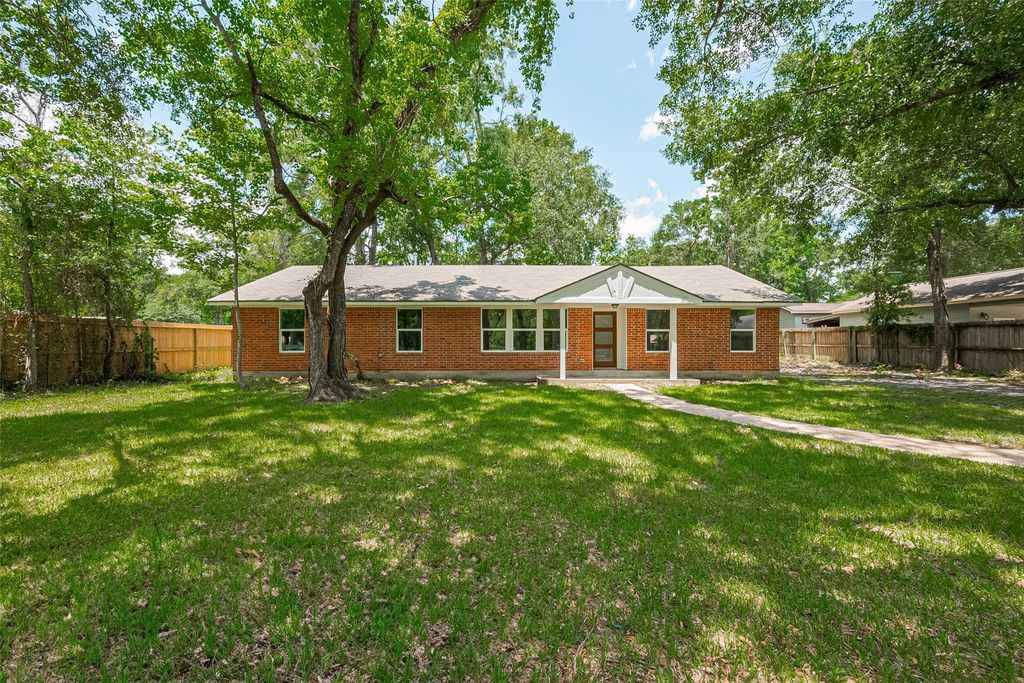 Photo of 23227 Albert Drive, Porter, TX 77365 (MLS # 24105970)