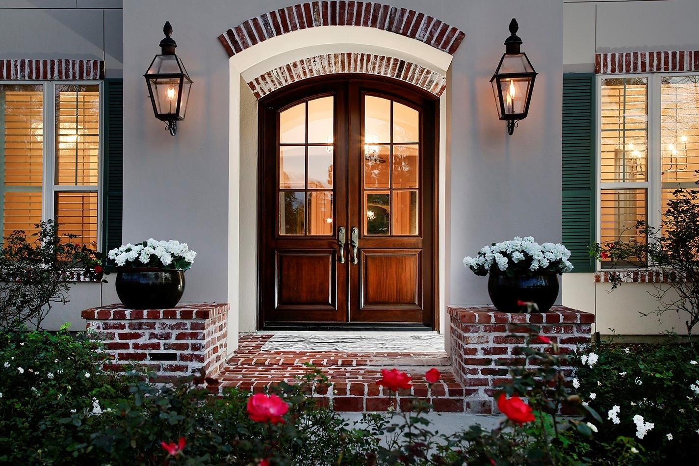 5342 Pine Wood Hills Court