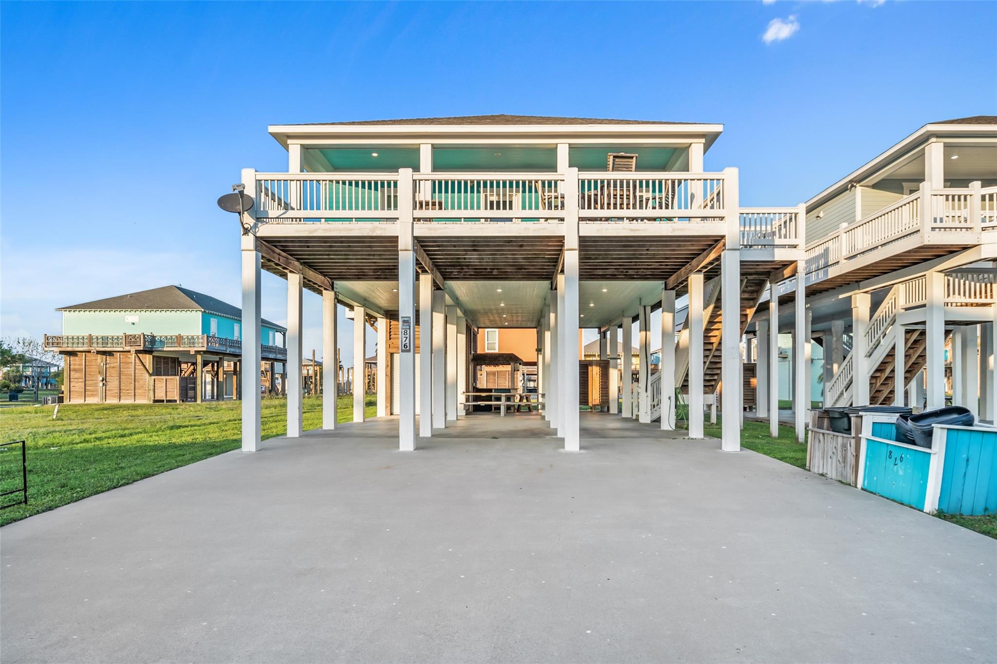 876 Palmetto Drive