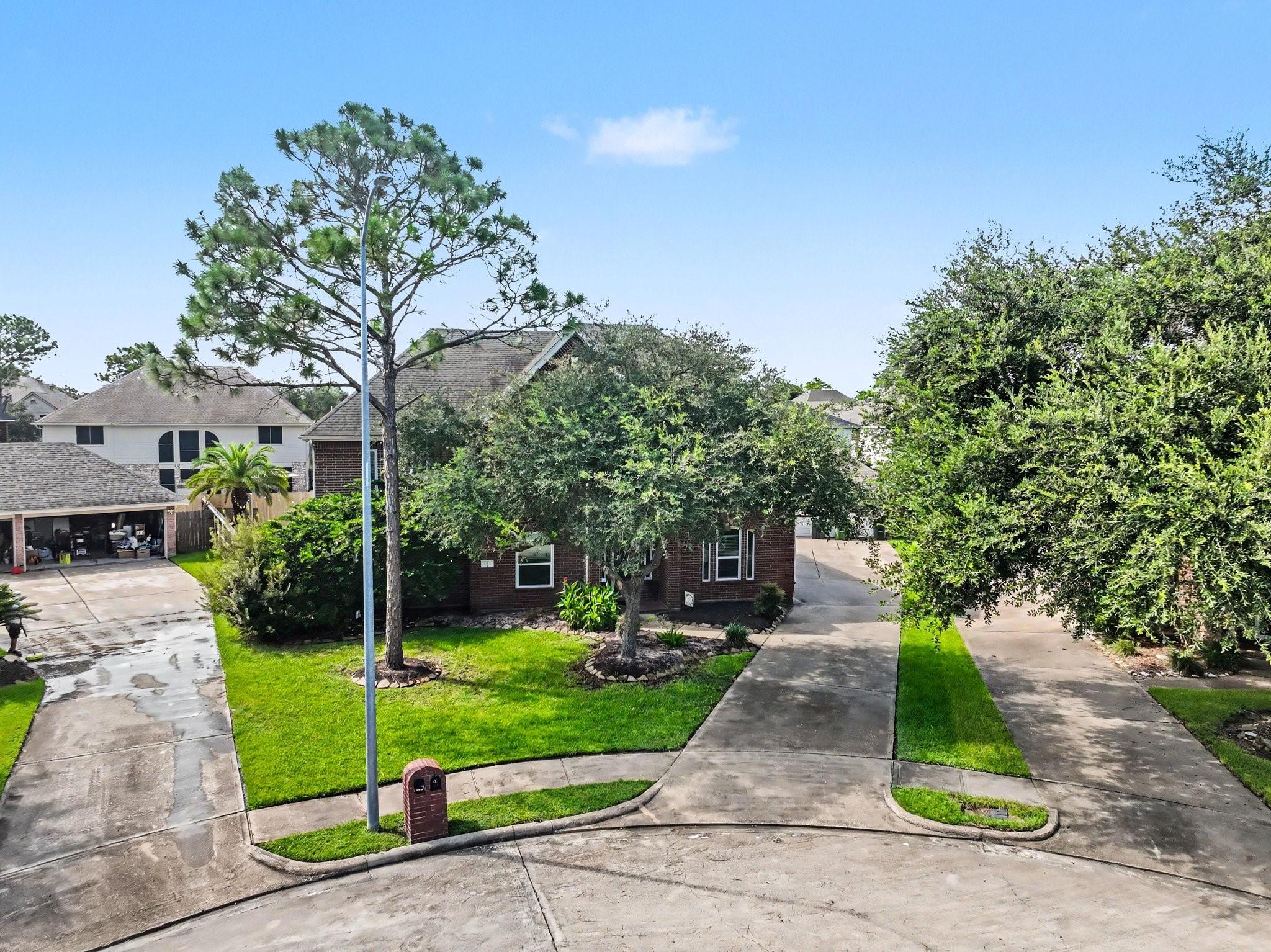 1413 Pineash Court