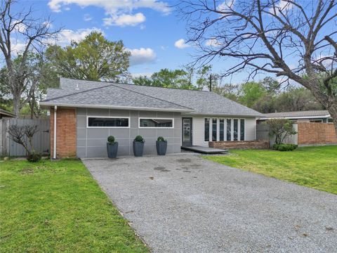 Photo of 5001 Nina Lee Lane, Houston, TX 77092 (MLS # 64879911) Photo of 5001 Nina Lee Lane, Houston, TX 77092 (MLS # 64879911)