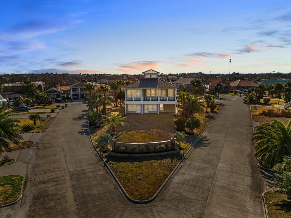 2727 E Bayshore Drive Drive