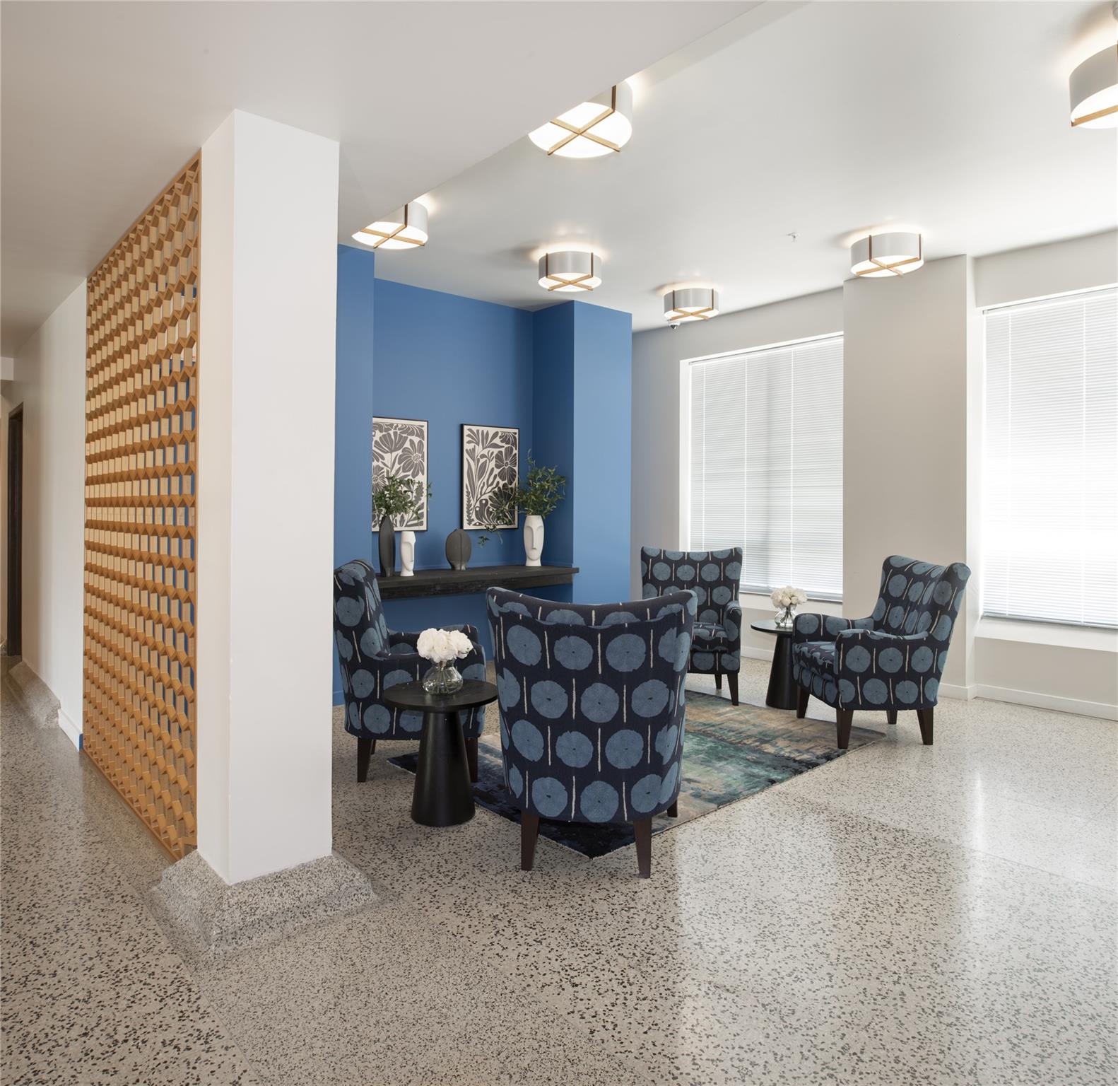 4514 Lyons Avenue 200