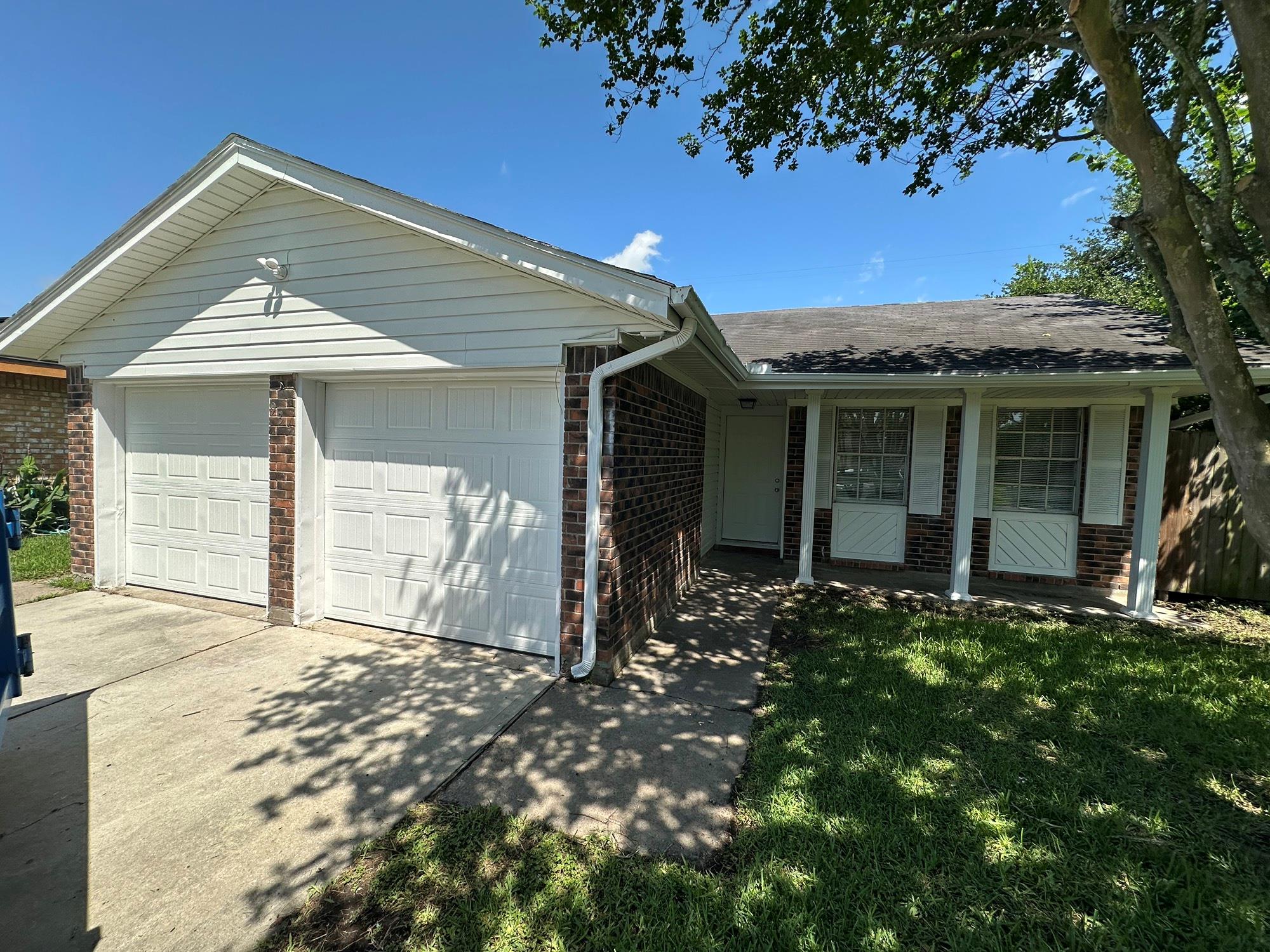 934 Bacliff Drive