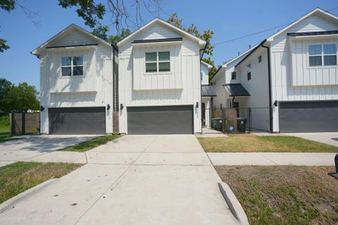 Photo of 7006 Emma Lou Street, Houston, TX 77088 (MLS # 56170612)