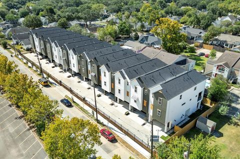 Tiny photo for 4129 De George Street, Houston, TX 77009 (MLS # 10988046)