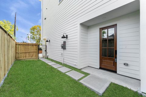 Tiny photo for 4129 De George Street, Houston, TX 77009 (MLS # 10988046)