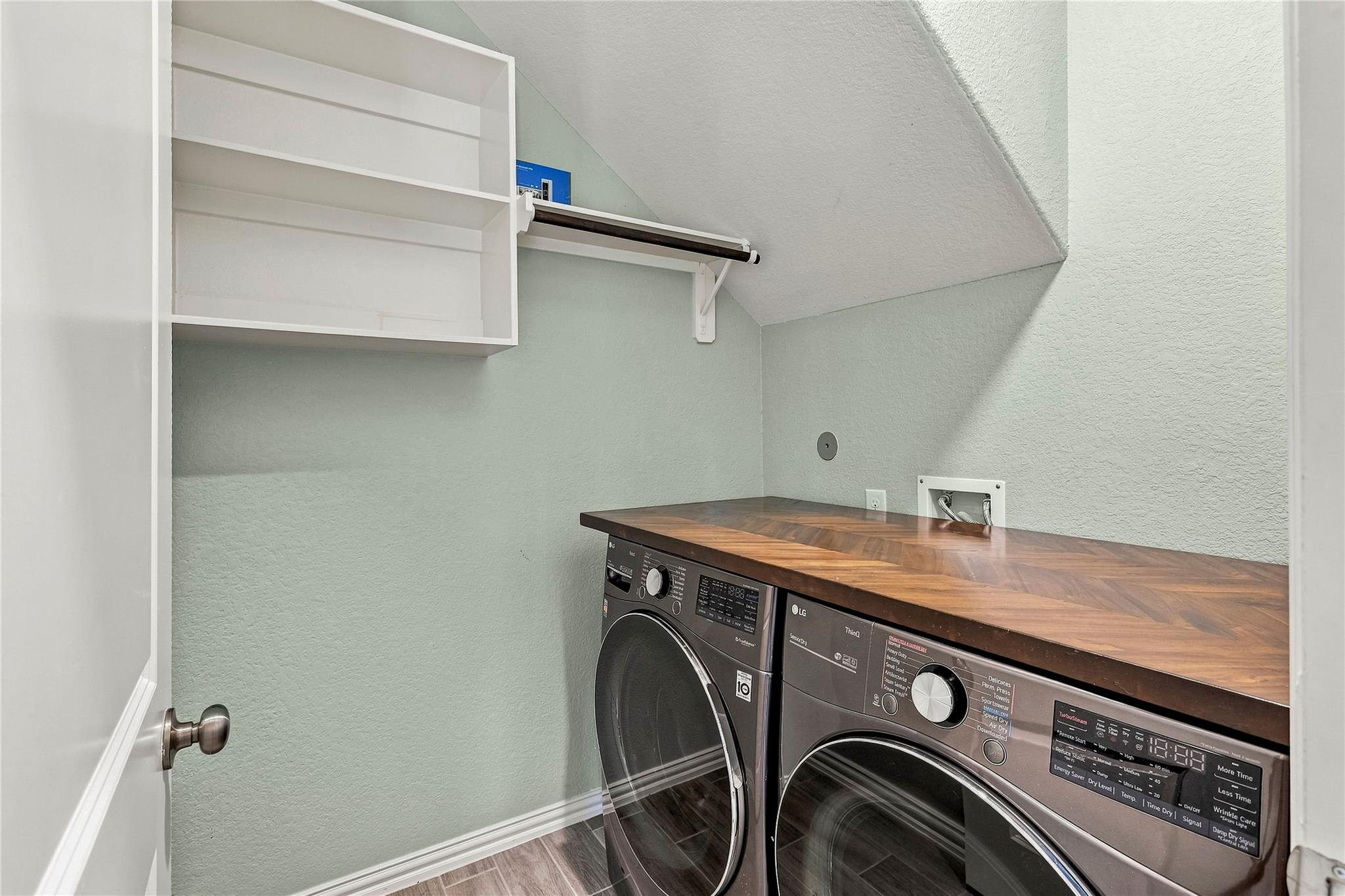 309 Lochvale Peak Court