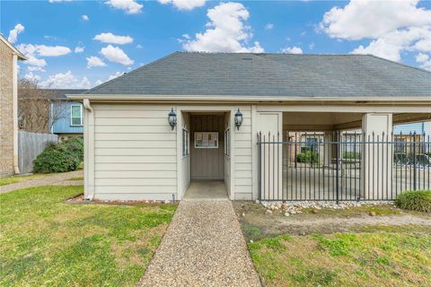 Tiny photo for 6111 Beverly Hill Street #32, Houston, TX 77057 (MLS # 69159403)