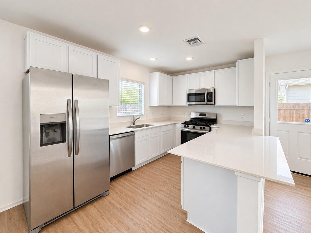 Photo of 1512 Las Cuevas Drive, Conroe, TX 77301 (MLS # 29716478)