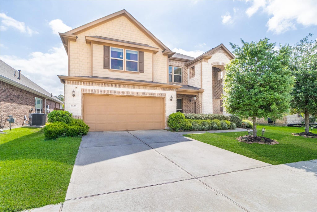 Photo of 15706 Easton Gate Lane, Houston, TX 77044 (MLS # 39092980)