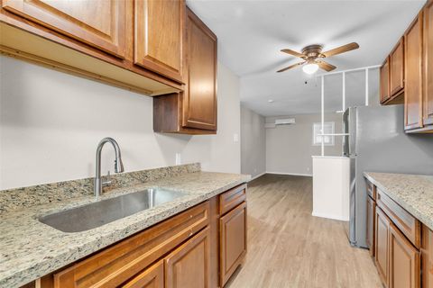 Photo of 4706 Yellowstone Boulevard #5, Houston, TX 77021 (MLS # 70548655)