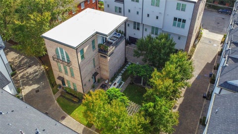 Photo of 620 Delano Street, Houston, TX 77003 (MLS # 31626772)