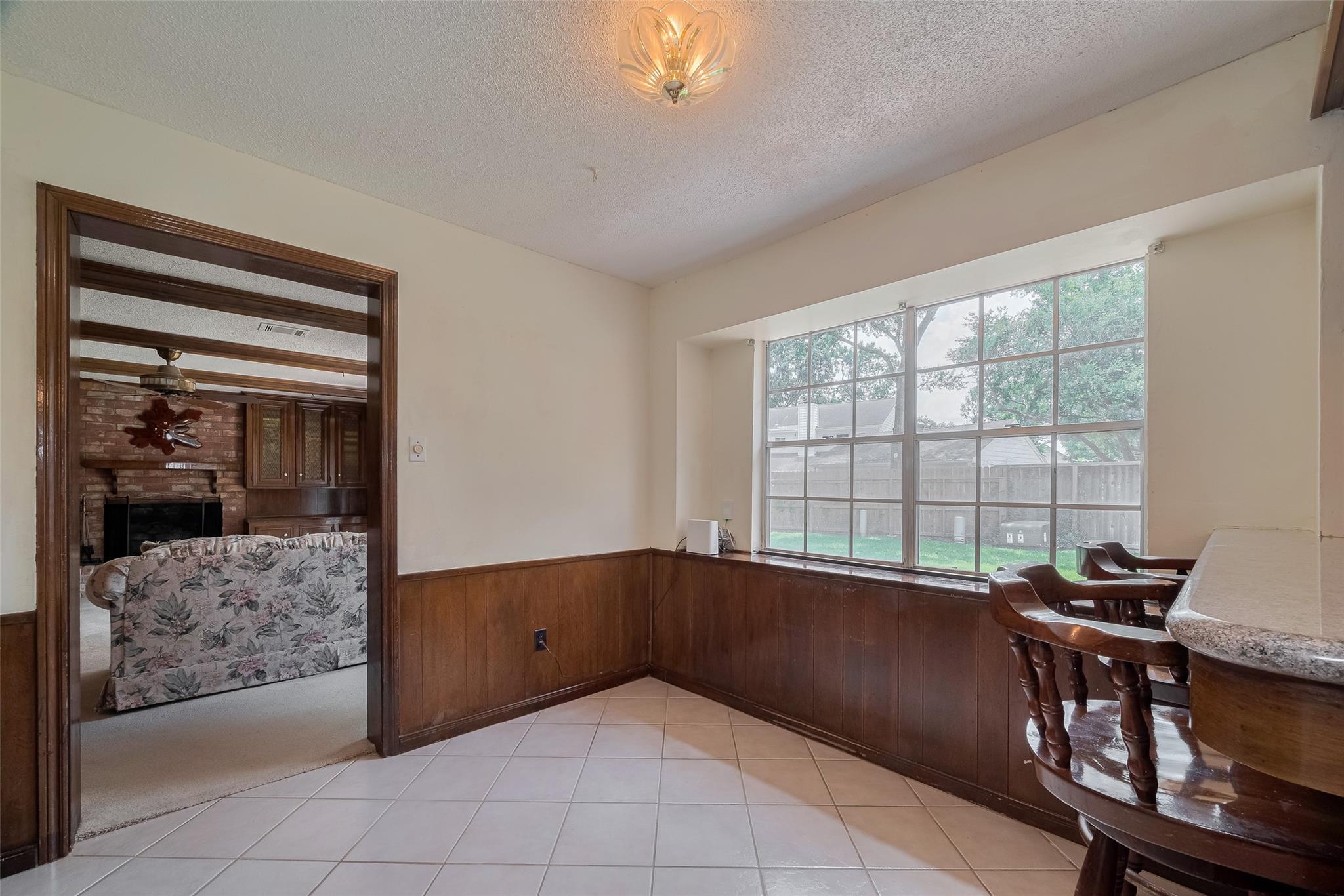 1015 Devonport Lane